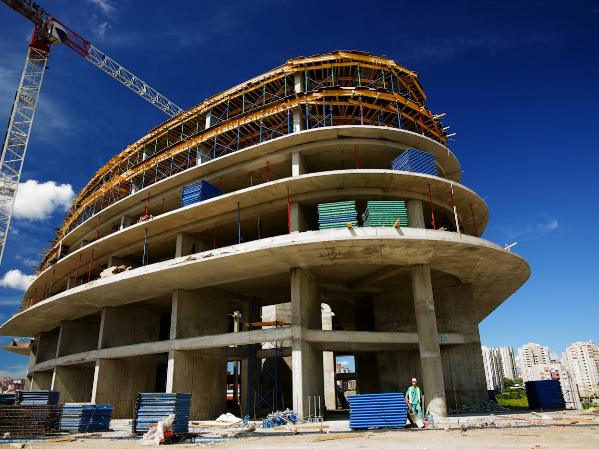 The trades, construction and field services