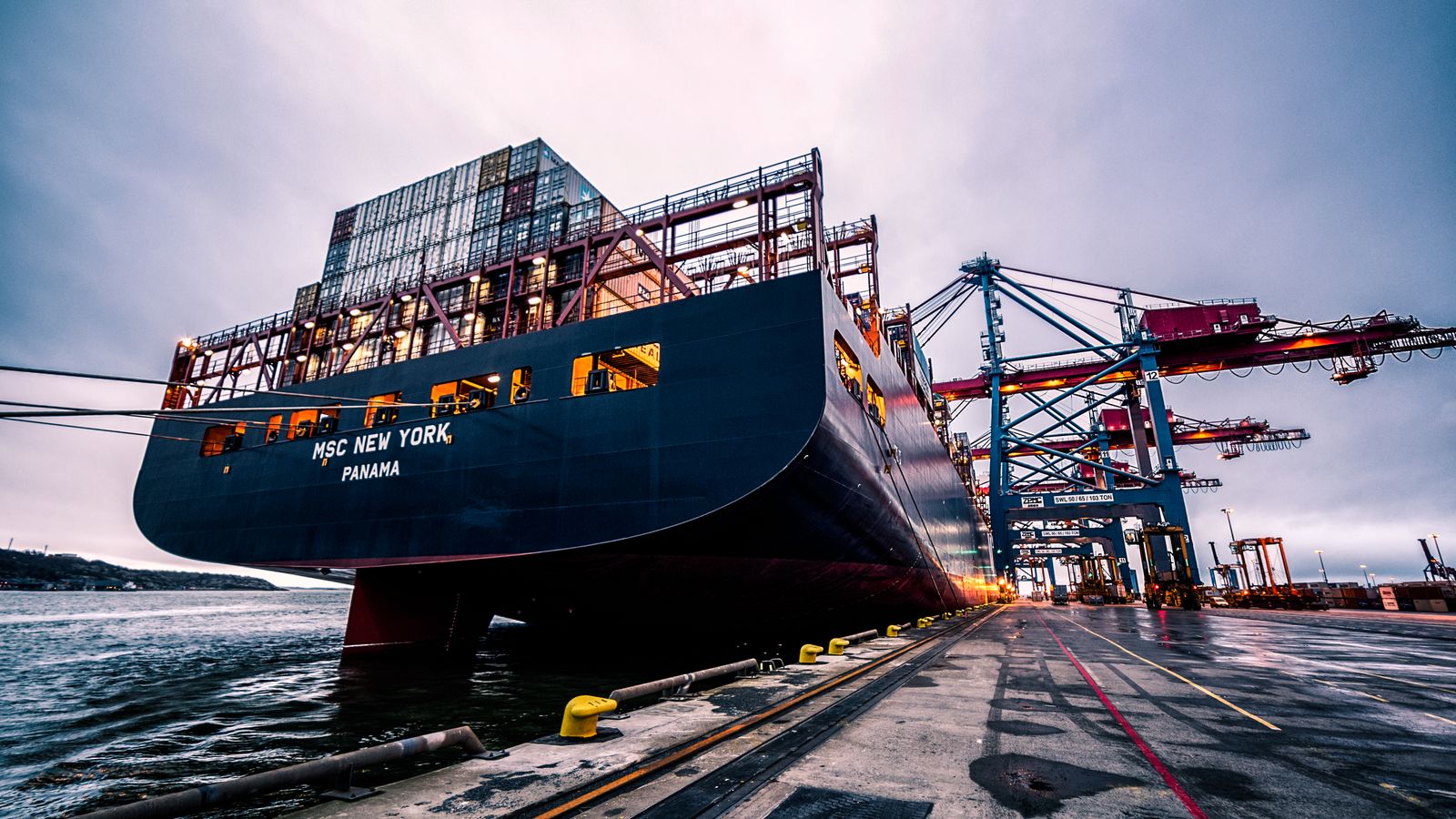 Logistics professionals staying in control while back-office transportation work is handled